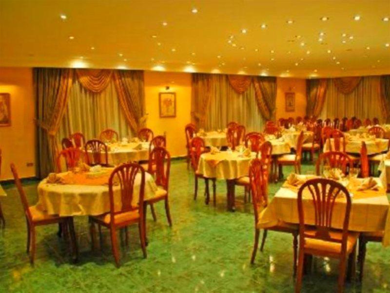 Region Hotel Amman Exterior photo